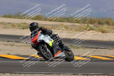 media/Oct-08-2022-SoCal Trackdays (Sat) [[1fc3beec89]]/Turn 16 (125pm)/